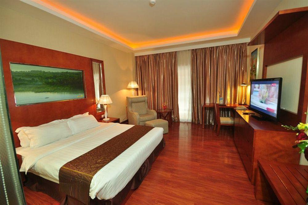 Sunlight Guest Hotel Puerto Princesa Exterior foto