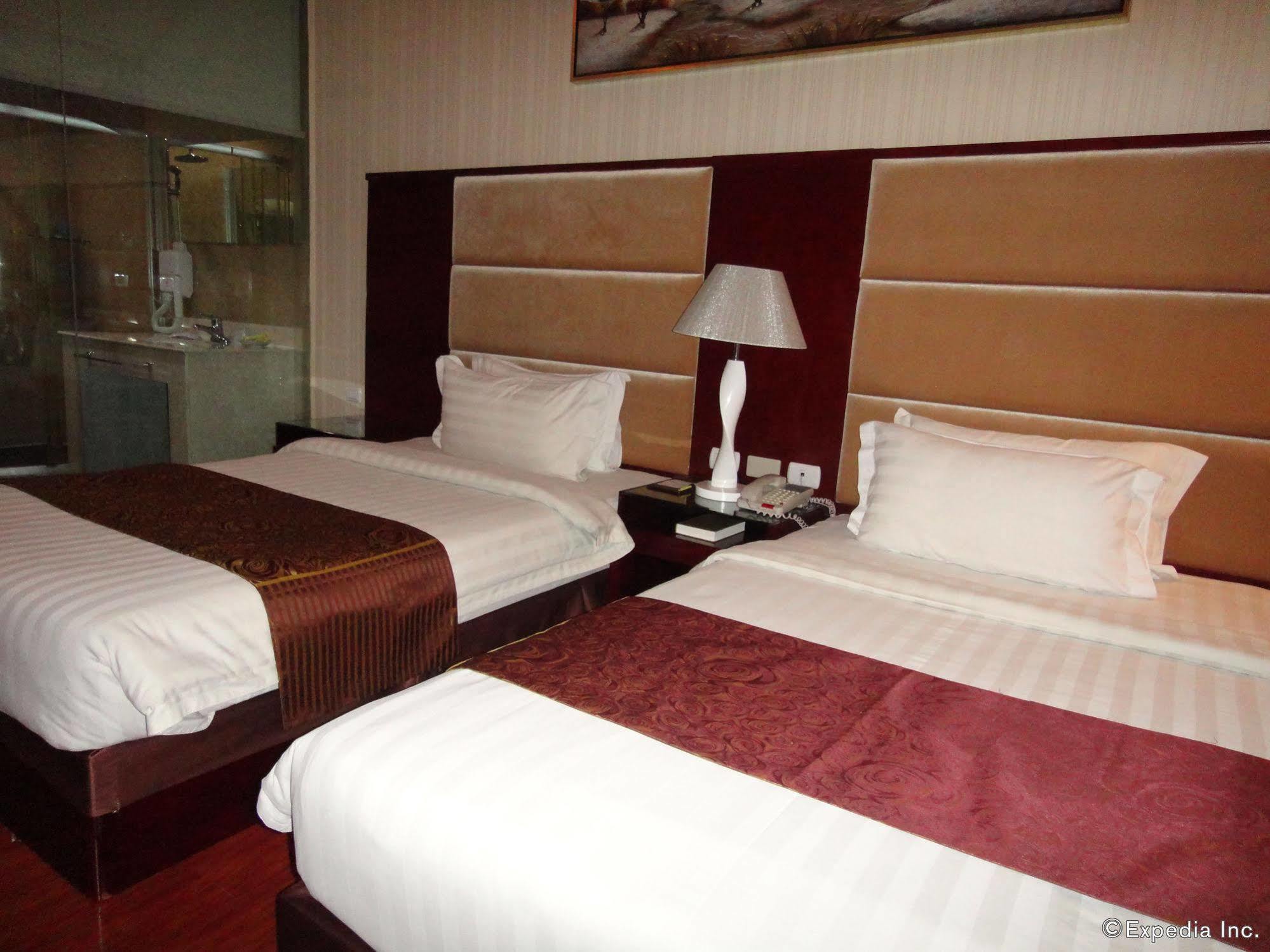 Sunlight Guest Hotel Puerto Princesa Exterior foto